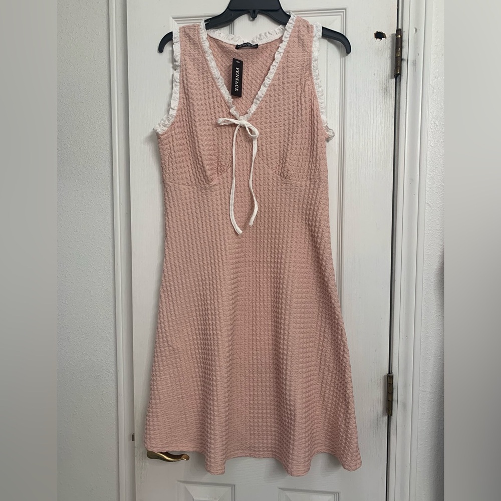 NWT Pink Textured Dress with White Accents XL